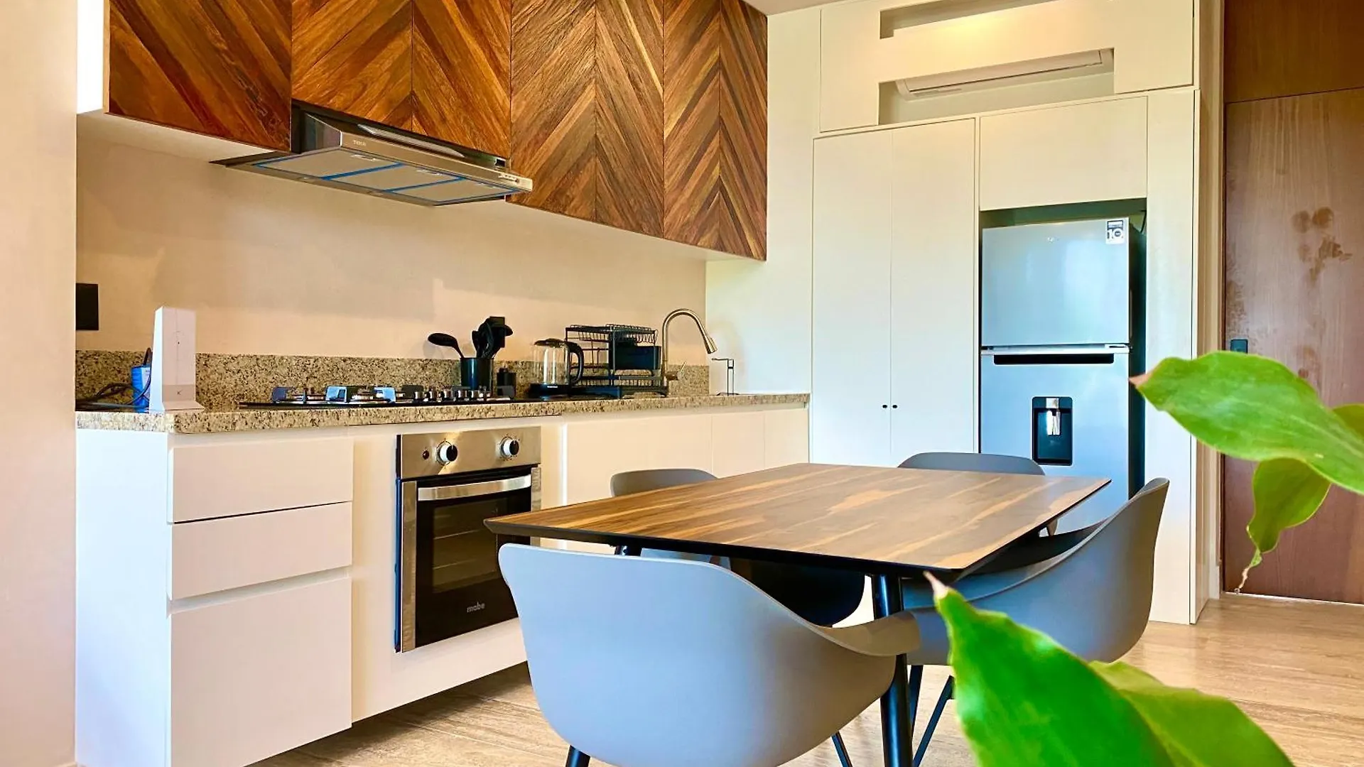 Living In The Noom By Andiani Apartment Cancun