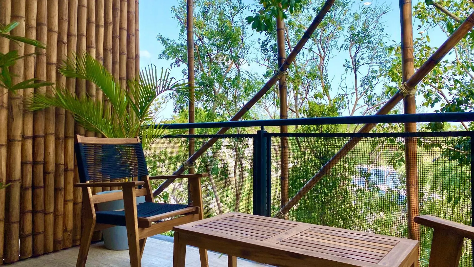 Living In The Noom By Andiani Apartment Cancun