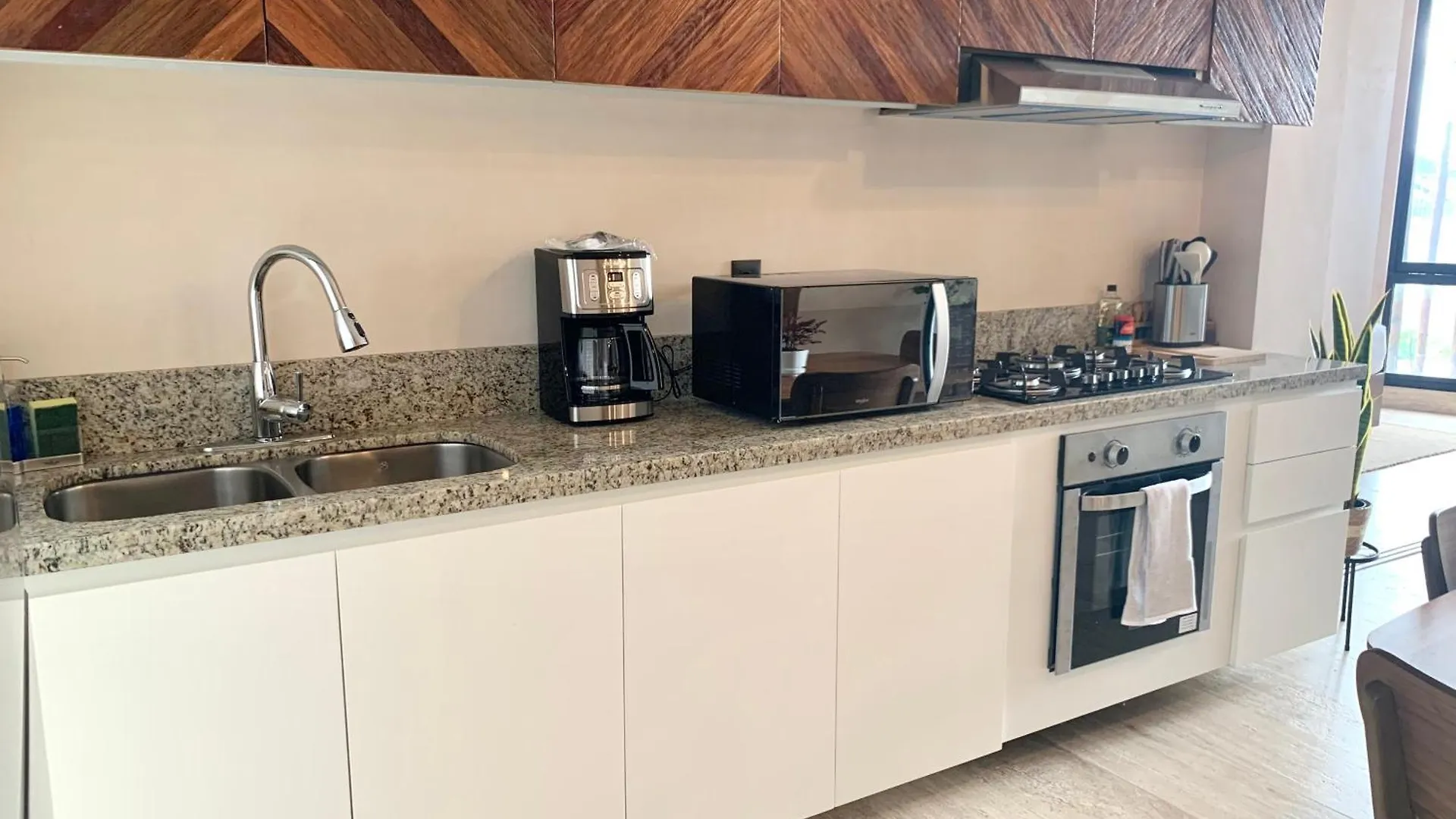 Living In The Noom By Andiani Apartment Cancun