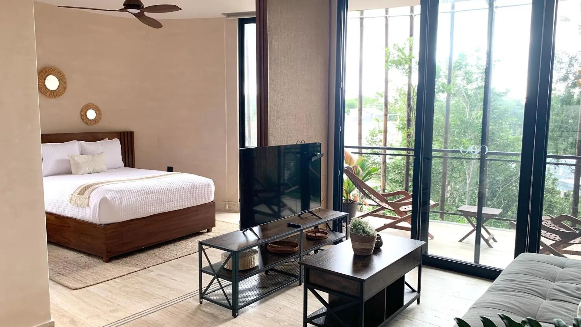 Living In The Noom By Andiani Apartment Cancun Mexico